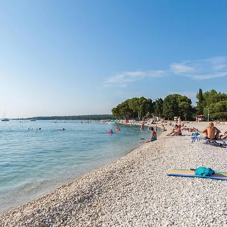 펜션 In Majmajola With Outdoor Swimming Pool Butkovići